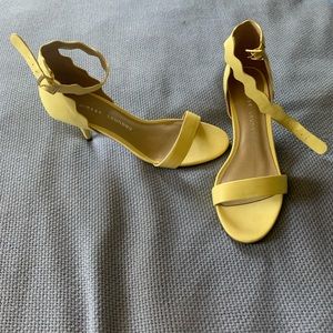 Yellow Chinese Laundry kitten heels